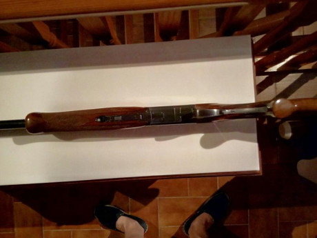 Escopeta de caza Browning, made in Herstal año 1977. Peso: 3,240kg. El conjunto báscula-culata, prácticamente 21