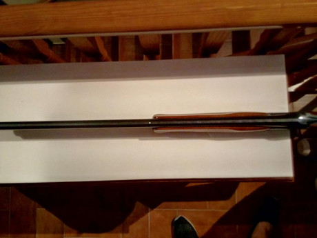 Escopeta de caza Browning, made in Herstal año 1977. Peso: 3,240kg. El conjunto báscula-culata, prácticamente 20