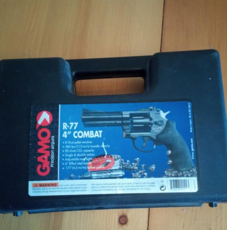 Vendo revolver de CO2 de perdigones marca Gamo R77  4" combat cal. 4.5.
Velocidad de salida 115 m/s 01