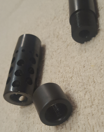 Vendo dos cañones Blaser R8.
1. Cañon 6,5-284 Semiweight. Contorno 19 mm. Rosca. Freno de boca Dual-Brake. 20