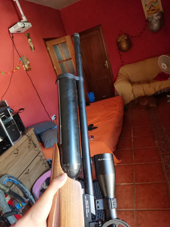 Vendo daystate airwolf mct con 749 disparos, completamente nueva, alguna lamina protectora para protegerla 30