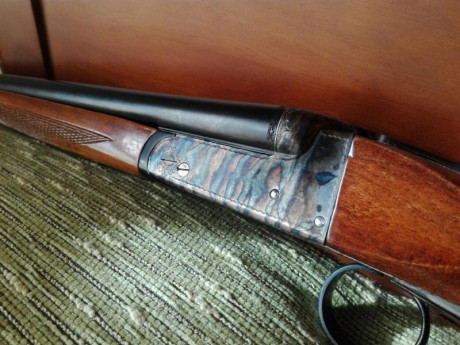 Vendo escopeta marca Jabe, calibre 410mag, en muy buen estado, cañones a espejo y toda la tornilleria 01