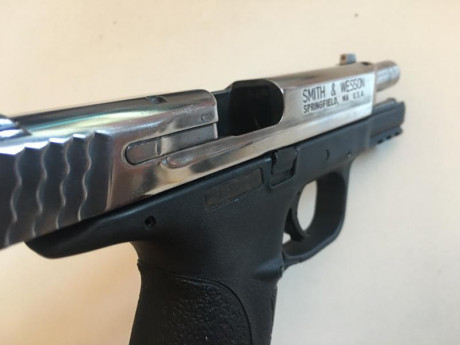 Cz97b (vendida)calibre 45 no más de 500 disparos y Smith&Wesson 9mm. Cz-450€ y s&w 225€. Guiadas 140