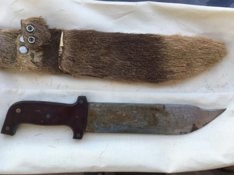 MAchete-Alfaca,data de del siglo pasado, de1950 aprox. No descarto q sea muchísimo más antigua.40 cm de 00