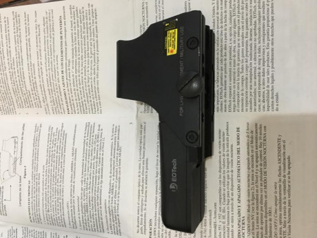 Vendo holográfico eotech 552 (Es de los que tienen modo de visión nocturna)
Concretamente es este:
https://www.borchers.es/visores-holograficos/3166-visor-holografico-eotech-552a65.html

Estado 00