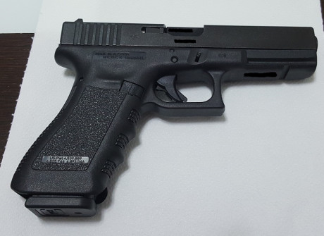   ***VENDIDA***

***La Glock y el kit han sido vendidos, gracias a todos por el interés***   

Vendo Glock 01
