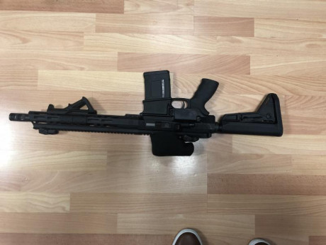 Buenas

Pongo a la venta mi AR-10, calibre 307 semiautomático, 13,5”. De estos pocos hay en España. Esta 10