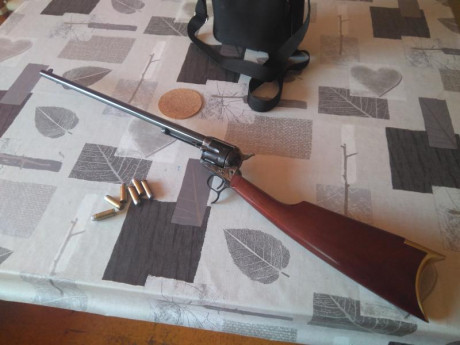 Vendo un Uberti American Carbine, carabina de 18" de cañón basada en el colt 1873, calibre 45 colt, 10