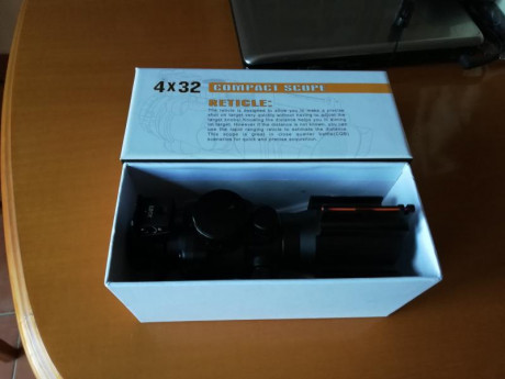 Vendo visor KONUS AS-34 2-6x28. ZOOM. Nuevo, usado sólo cuatro veces y con munición del 22LR. Muy buena 10