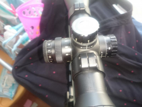 UN AMIGO VENDE ESTE MAGNIFICO VISOR comprado el 04-07-2018 totalmente impoluto sin marcas con factura 61
