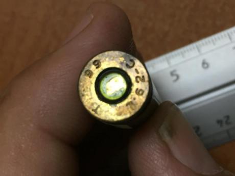 Hola buenos días una de mis vainas de 7,62 tiene un marcaje muy diferente a las demás me gustaría saber 81