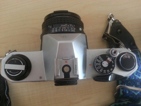Vendo este conjunto de camara analogica Pentax y diferentes accesorios, todos en buen estado y funcionamiento 31