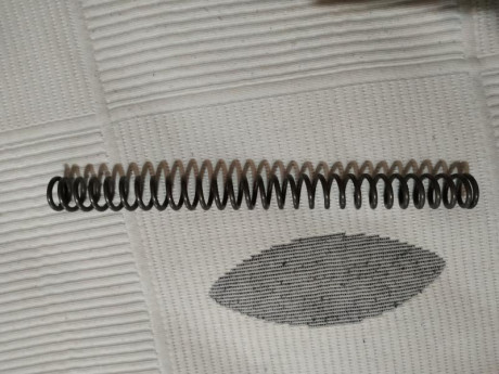 Hola vendo muelle de weihrauch de 7.5 julios nuevo sin estrenar ,válido para la hw95 y 98.
Precio: 14euros 00