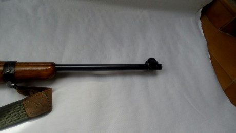 Buenos días.
A la venta un Mauser Radom de los traidos en la Guerra Civil. En su día le retocaron la madera 12