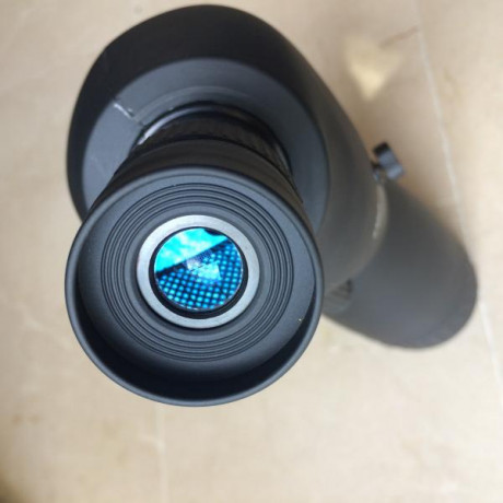 Vendo telescopio de la marca alemana PRAKTICA. En perfecto estado. Muy poco uso. Lentes impolutas. La 10