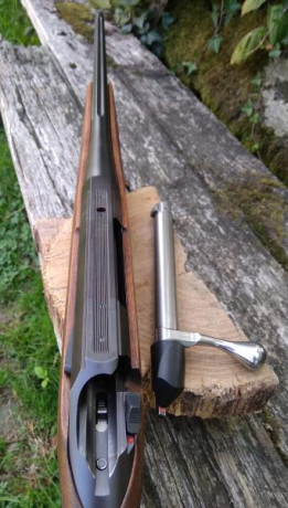 Buenas..se vende tikka t3 hunter fluted barrel en calibre 30 06..el rifle está practicamente nuevo..tiene 00