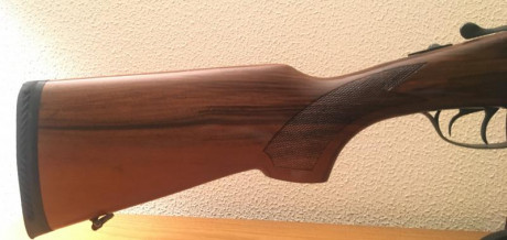 Vendo escopeta segunda mano superpuesta  L G 
Extractora.
Cañones cilíndricos.
 LARGO CAÑONES  53 cm. 01