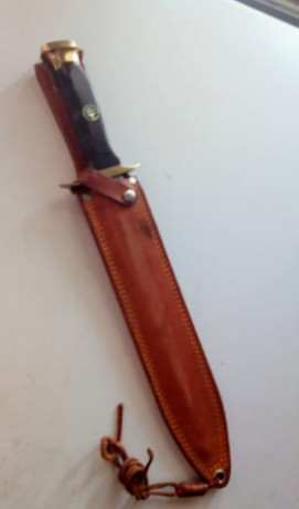 VENDIDO cuchillo de remate marca Muela, como nuevo, muy cuidado, tiene mas de 30 años, mide 25,5 cm. Precio 02