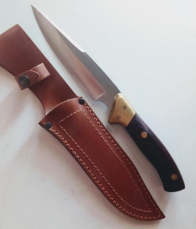 REBAJADO Vendo cuchillo de monte marca, El Gran Cazador, mide 18 cm. de hoja y 32 cm. en total, con funda 02