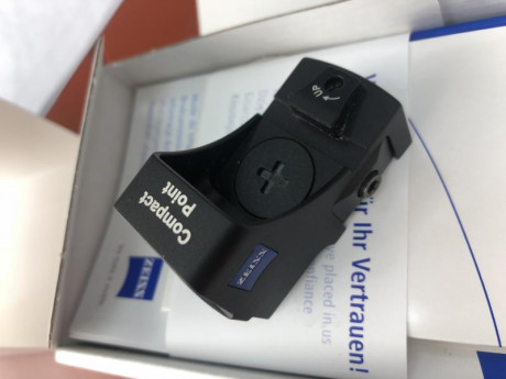 VENDO ZEISS VICTORY COMPACT POINT, como nuevo con mínimo uso, tal cual se ve en las fotos, con su caja, 02