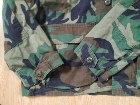 Vendo esta camisa del ejecito de Estados Unidos esta en muy buen estado, la talla es una small/regular
El 10