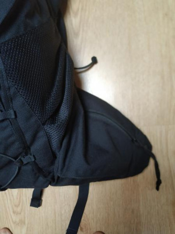 Vendo esta mochila de la marca Karrimor de la serie SF, indestructible, esta usada pero como nueva.
El 01
