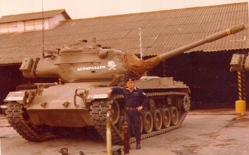 Buenas noches a todos

El caso es que me dispongo a hacer una maqueta de mi carro favorito: el M-47E1 60
