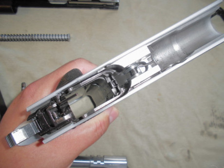 VENDIDA, GRACIAS AL FORO
Hola a todos, 
Vendo esta Tanfoglio Match:
-Calibre 9mm Para., simple acción, 20