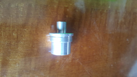 Vendo adaptador para carabina Cometa Lynx para el bull barrel y ponerle un silenciador, nuevo a estrenar. 01