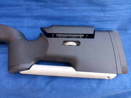 Buenas como reza en el título, vendo mi muleto de SABATTI FCLASS STOCK-RGM en 7 mm RSAUM. Un compendio 21