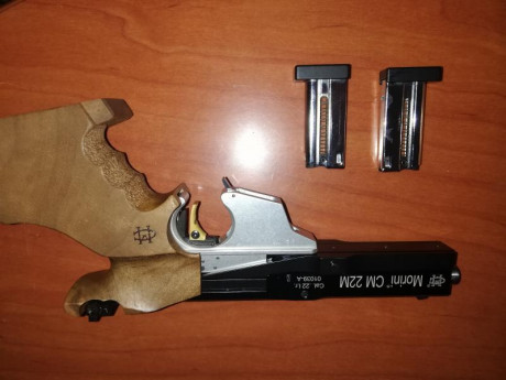 buenas ,cambio pistola morini CM 22lr con un año de antiguedad ,tiene maximo 200 tiros ,absolutamente 32