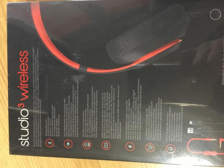   VENDO AURICULARES DE APPLE, MODELO BEATSSTUDIO 3 WIRELES  

Los vendo nuevos, sin estrenar, con el plástico 00
