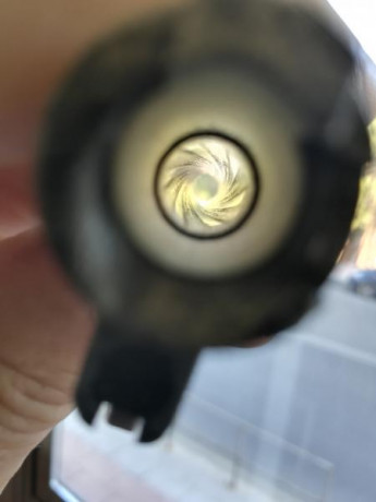 Se vende STAR "A" cromada. Calibre 9 largo. Anagrama del Ejercito del Aire. Precio 300€ ( portes 11