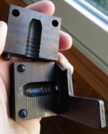 Hola, busco molde Perdersoli USA 308-451 (11,45mm) de 535 grains.

Un saludo. 12