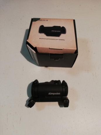 Hola a todos

Vendo Aimpoint H2 micro con monturas Blaser, nuevecito, solo centrado. Con su caja original. 00