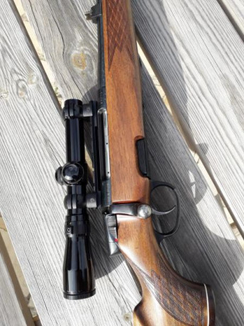 Un compañero del tiro vende este precioso Mannlicher S en calibre 375 H&H Magnum con visor Redfield 01