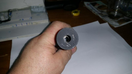 Hola  . Vendo 2 silenciadores  para pcp  rosca 1/2 UNF  estándar  , miden + - , 17 cm.s  y diámetro 3 02