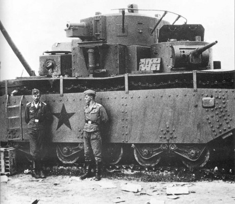  Top 10 de los peores carros de la II GM:
1. Crusader
2. T-35
3. type 95 Ha-go
4. M13/40
5. Char B1bis
6. 30