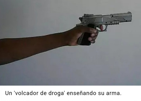 Esta foto pertenece a un reportaje de El Mundo sobre las mafias del narcotráfico en España. No consigo 00