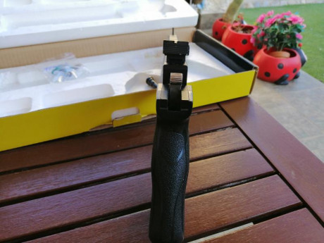Se vende pistola pcp Artemis PP700S-A de 4,5 mm. en perfecto funcionamiento, sin ninguna perdida de aire. 12