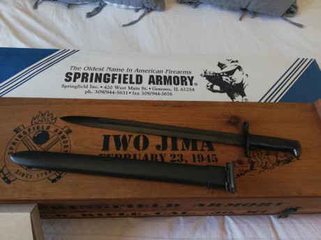 Vendo M1 GARAND edición especial IWO JIMA. 
Ni un solo disparo, totalmente nuevo, ni una sola marca ni 01