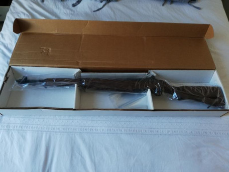 Vendo M1 GARAND edición especial IWO JIMA. 
Ni un solo disparo, totalmente nuevo, ni una sola marca ni 20