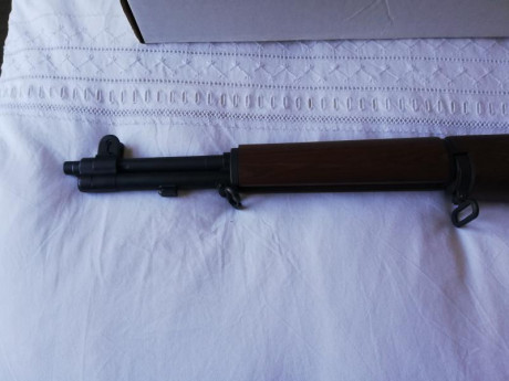 Vendo M1 GARAND edición especial IWO JIMA. 
Ni un solo disparo, totalmente nuevo, ni una sola marca ni 42