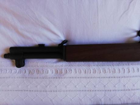 Vendo M1 GARAND edición especial IWO JIMA. 
Ni un solo disparo, totalmente nuevo, ni una sola marca ni 52