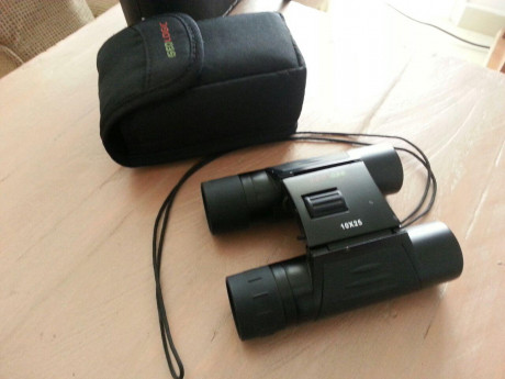 Vendo mi pequeño equipo de observacion de la naturaleza compuesto por dos prismaticos ,40€ puesto en casa 02