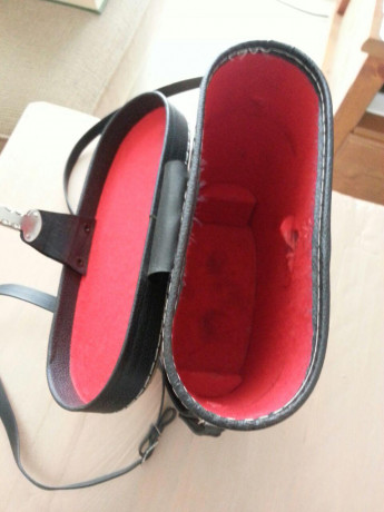 Vendo mi pequeño equipo de observacion de la naturaleza compuesto por dos prismaticos ,40€ puesto en casa 11