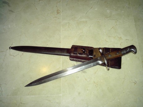 hola tengo un schmidt rubin k31 con su bayoneta,sabe alguien si la puedo utilizar como cuchillo de remate 00