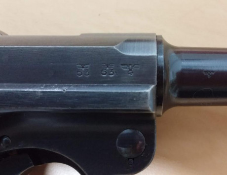 Hola a todos:
Vendo una Mauser Luger código 42 del año 1939 en libro de coleccionista, EN ESTADO DE TIRO. 62