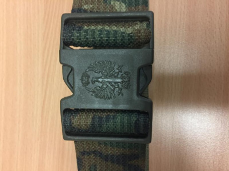 Se vende ceñidor Ejército de Tierra, nuevo de cordura. 15 euros. 01