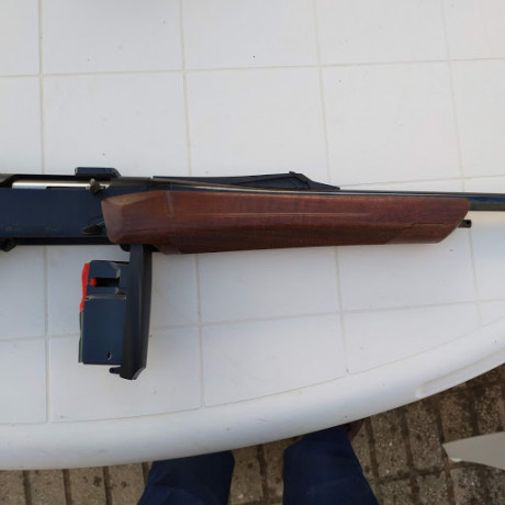 Vendo rifle Browning Long Track 9.3x62 y visor Swaroski 1-6 x24 punto rojo.
Excelente estado de conservación. 02